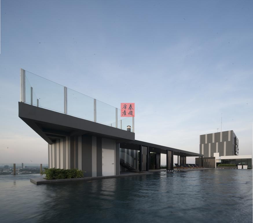 Base Central Pattaya By Alex 外观 照片